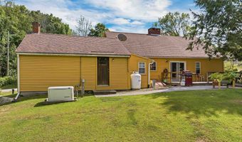 88 Harriman Hill Rd, Raymond, NH 03077