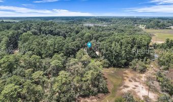 23 Little Creek Rd, Beaufort, SC 29907