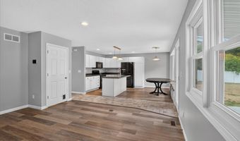 2066 Friar Tuck Cir, Adrian, MI 49221