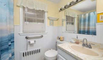 500 Third Beach Rd, Middletown, RI 02842