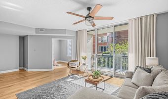 1020 N HIGHLAND St 524, Arlington, VA 22201