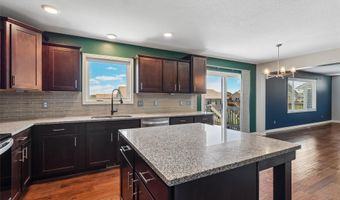 1735 Sadie Ln, Adel, IA 50003