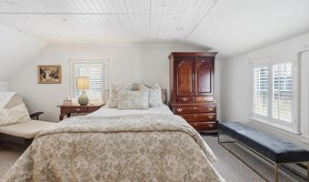 26 Westbrook Rd, Worcester, MA 01602