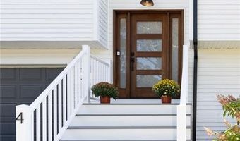 4 Byron Randall Rd, Johnston, RI 02919