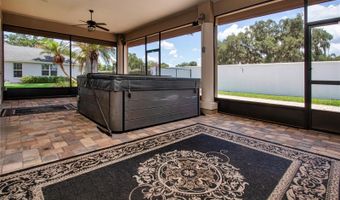 905 SQUARE LAKE Dr, Bartow, FL 33830
