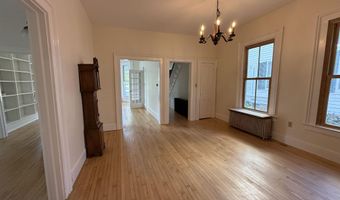 43 Park St, Brandon, VT 05733
