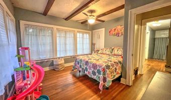 909 N 2nd St, Arkansas City, KS 67005