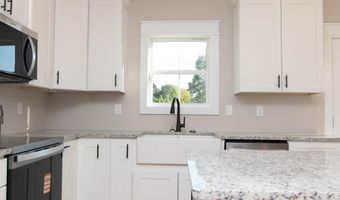 600 Placid Ln, Albertville, AL 35950