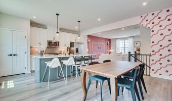 220 Anchor Way, Aberdeen, NJ 07721