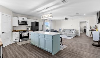 211 NW 2000, Andrews, TX 79714