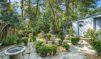 2378 Glenwood Dr NE, Atlanta, GA 30305