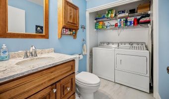 202 Route 27 36, Raymond, NH 03077