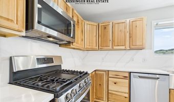 319 Road 1AF, Clark, WY 82435
