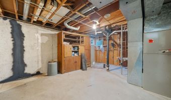 810 CAHILL Dr, Cheyenne, WY 82001