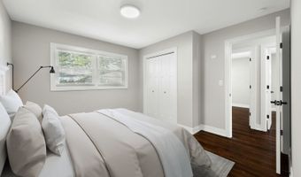 1166 S Highland Ave, Arlington Heights, IL 60005
