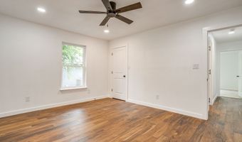 220 Rolling Hills Dr, Aledo, TX 76008