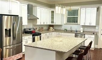 316 LIVINGSTON Ave, Arabi, LA 70032