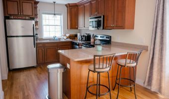 28 Armstrong Rd C28, Coventry, CT 06238