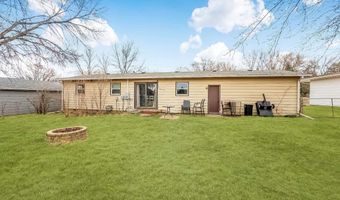 2105 E Sylvan Cir, Brandon, SD 57005