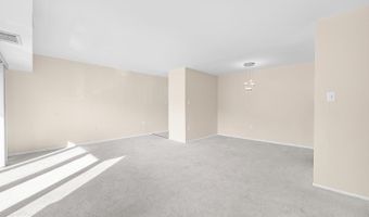 5204 NEWTON St #304, Bladensburg, MD 20710
