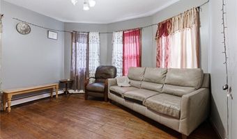 2 King St, Central Falls, RI 02863