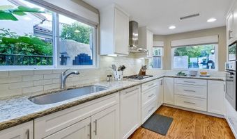 821 Concerto Gln, Escondido, CA 92025
