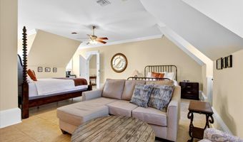 1611 Glenn Swetman St, Biloxi, MS 39530