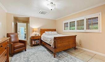 9835 Edgelake Dr, La Mesa, CA 91941