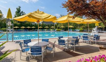 42043 BERKLEY HILL Ter, Aldie, VA 20105