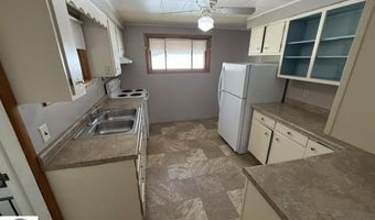 622 Mechanic St, Alma, MI 48801