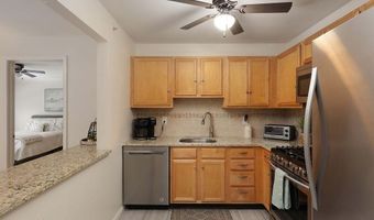 1015 Wedgewood Cir 1015, Belford, NJ 07718