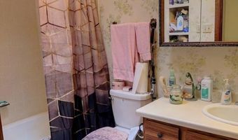 1921 Villa Dr, Artesia, NM 88210