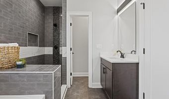 371 Narrow Shore Rd, Aydlett, NC 27916