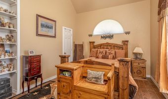 1701 W Lake Shore Dr, Alvarado, TX 76009