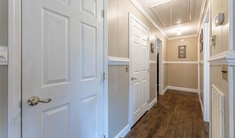 2001 Meadowlark Ln, Albertville, AL 35951
