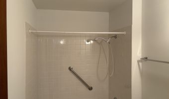 2424 E Oakton St 4F, Arlington Heights, IL 60004