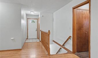 1003 Lisa Ct, Baldwin City, KS 66006