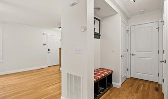 16 Streamview Dr 16, Cumberland, RI 02864