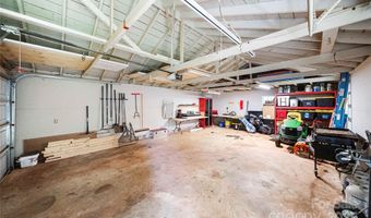 2717 Arnold Dr, Charlotte, NC 28205