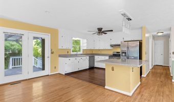 3628 S SPOTSWOOD Trl, Barboursville, VA 22923