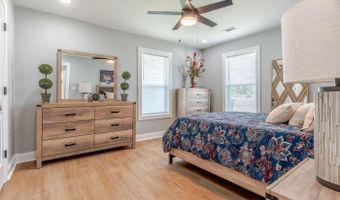 105 School St, Bay, AR 72411
