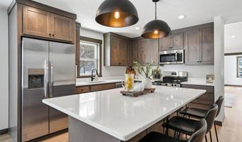 501 Sundance St, Amery, WI 54001