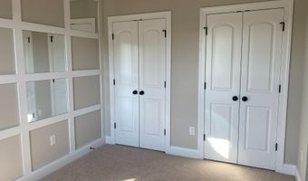 301 WAGON WHEEL Ln, Hockessin, DE 19707