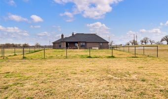 170 Rolling Hills Blvd, Alvord, TX 76225