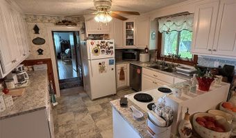 9101 Nashville Rd, Adairville, KY 42202