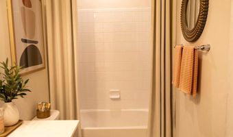 126 CAMBRIA Walk, Alexandria, VA 22304
