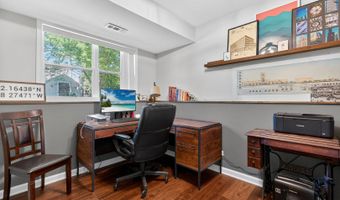 1000 Timberwood Ln, Algonquin, IL 60102
