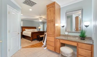 6766 Drake Dr, Anderson, CA 96007