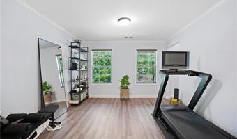 165 6th St, Auburn, GA 30011