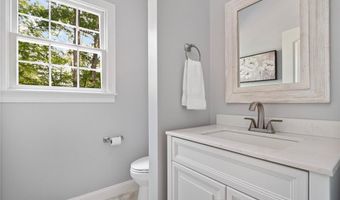 4 Morning Star Ct, Lincoln, RI 02865